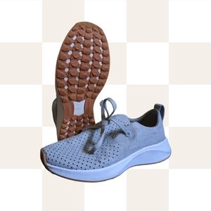 Native Shoes Apollo 2.0 size us 4